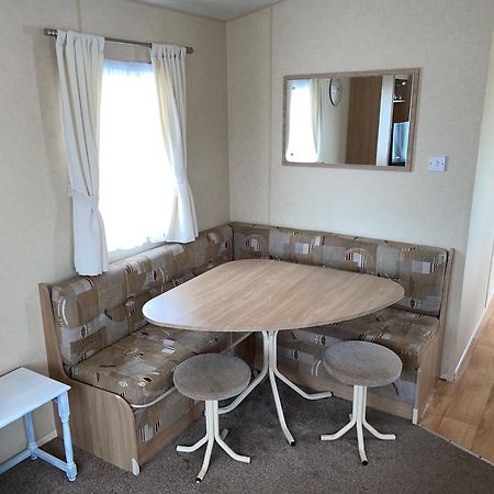 The Luxury Wolds Retreat 6 Berth 3 Bedrooms Beds Made For Arrival Wifi 잉골드멜스 외부 사진