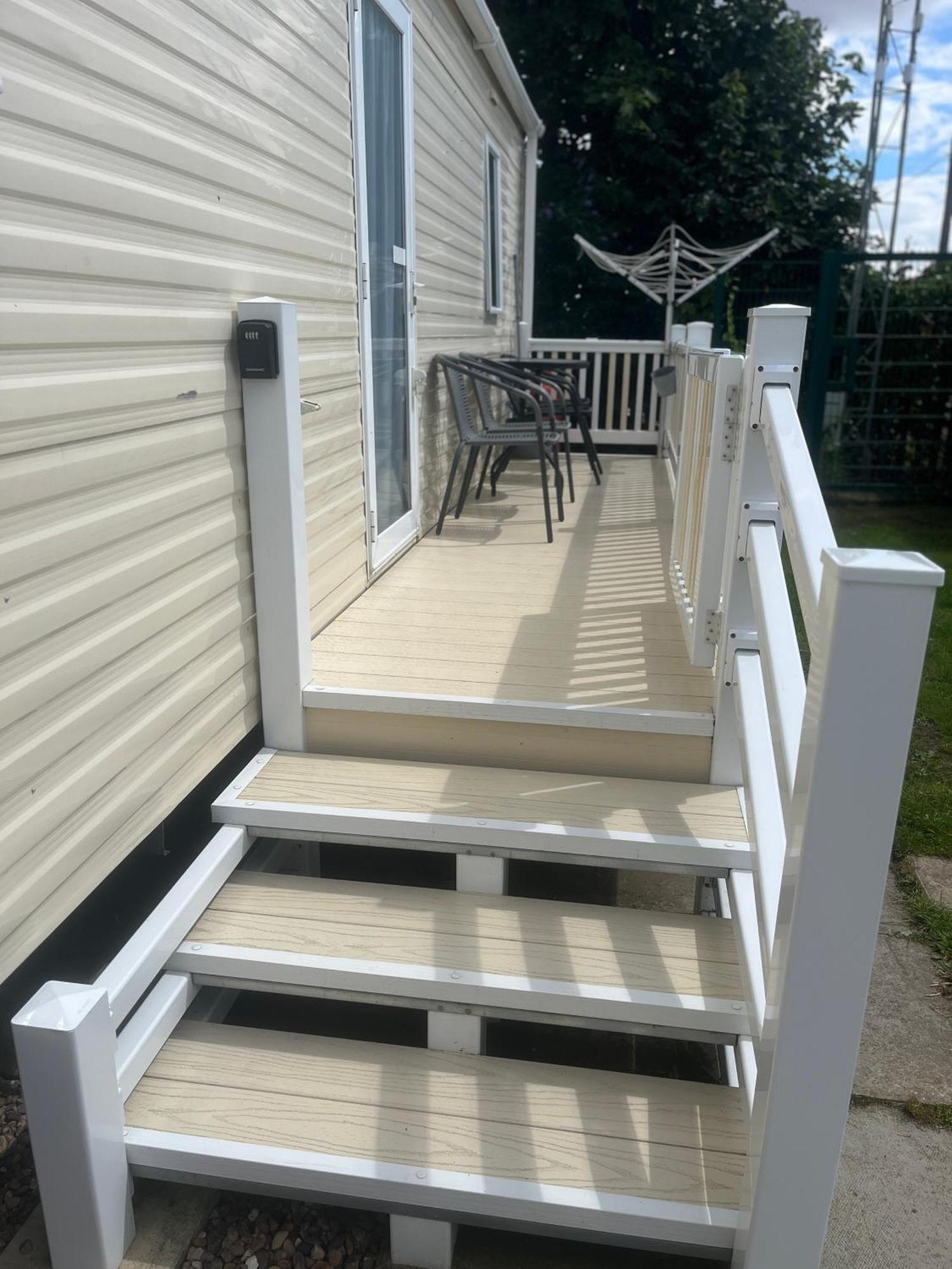 The Luxury Wolds Retreat 6 Berth 3 Bedrooms Beds Made For Arrival Wifi 잉골드멜스 외부 사진